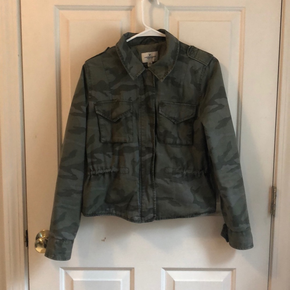 American Eagle camo jacket